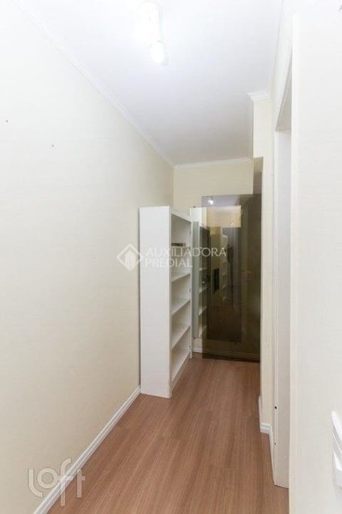Image 10 - 227142